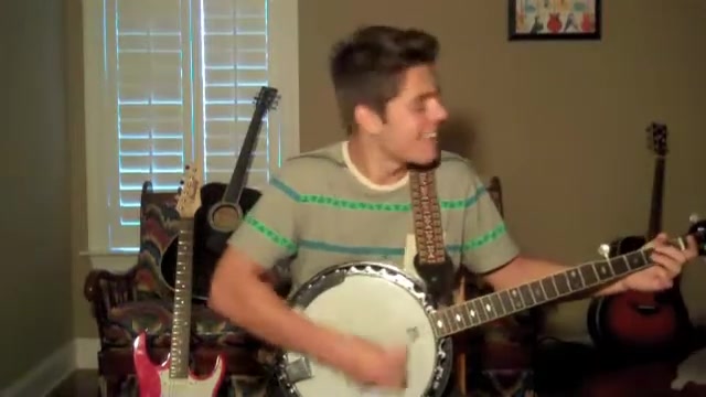 Cole with his new bajo, his guitar Betty visible behind him